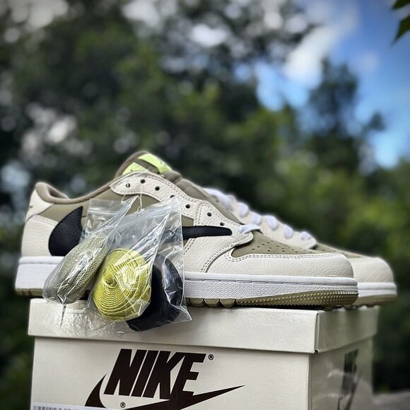 Nike Tennis Shoes Casual Nike Outfits NikeCourt Lite Men's Tennis